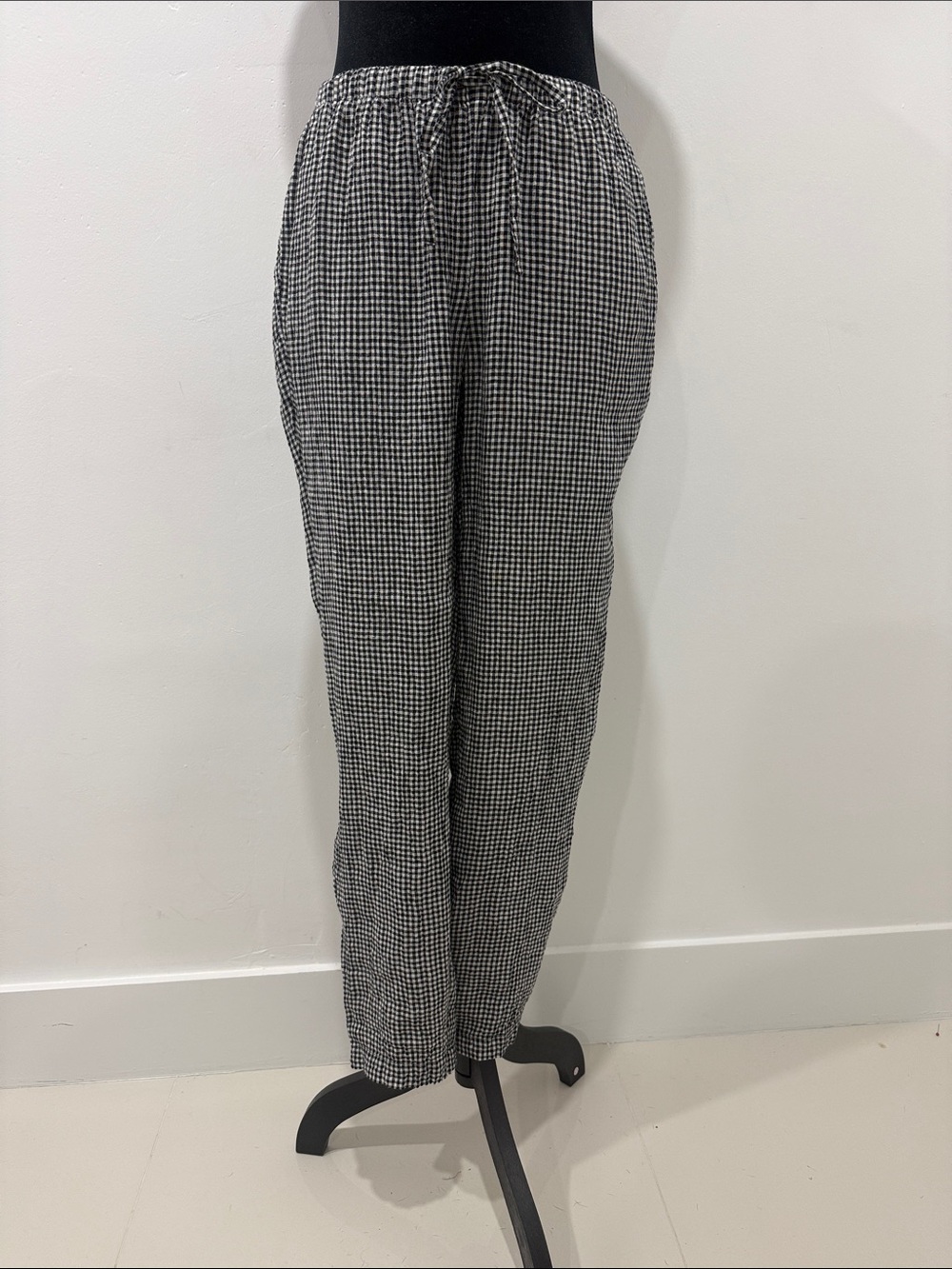 Eileen Fisher Black and White Seersucker Drawstring Pants